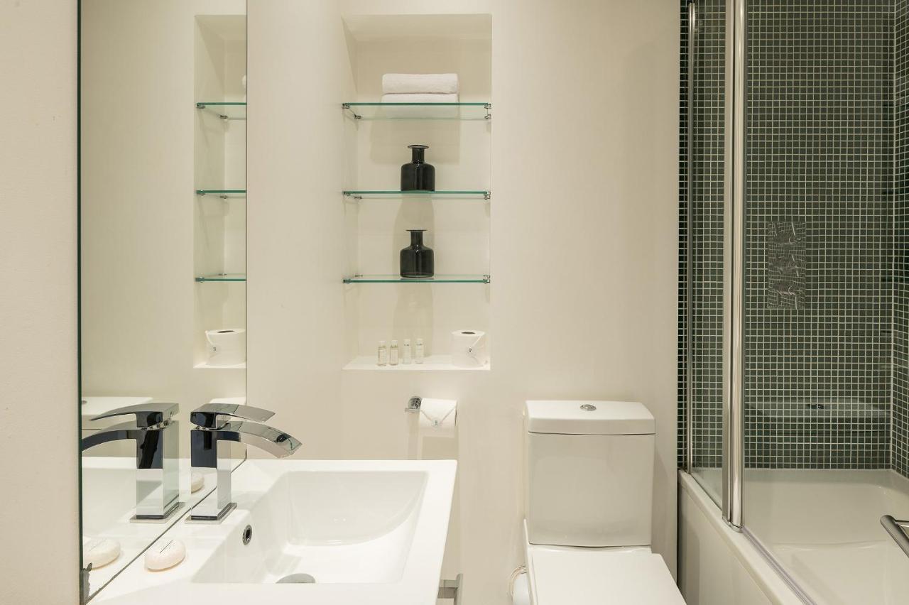 לונדון Fitzrovia - Charlotte Street By Viridian Apartments מראה חיצוני תמונה
